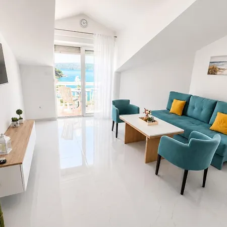 Apartment Tomi Ciovo Trogir