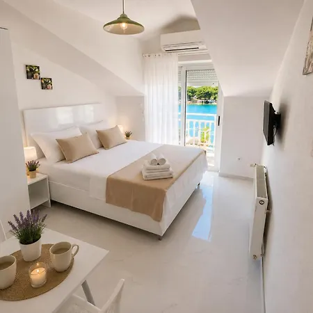 Apartment Tomi Ciovo